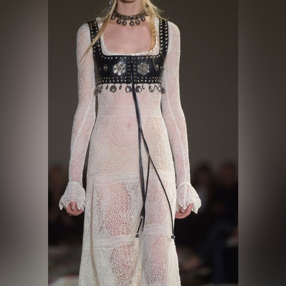 Meet your Posher, Catalina - Picture 5 of 7